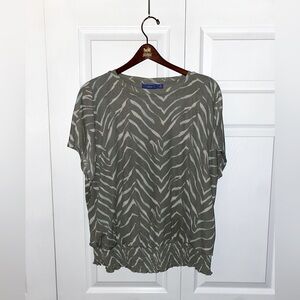 APT 9 Flowy Zebra Blouse